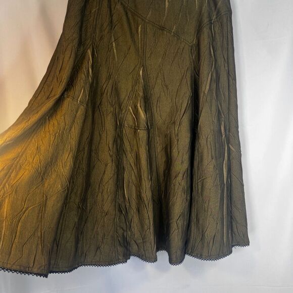 Neesh by DAR Shiny Green Crinkle Crushed Taffeta Aline Circle Skirt Size Large - Picture 4 of 12